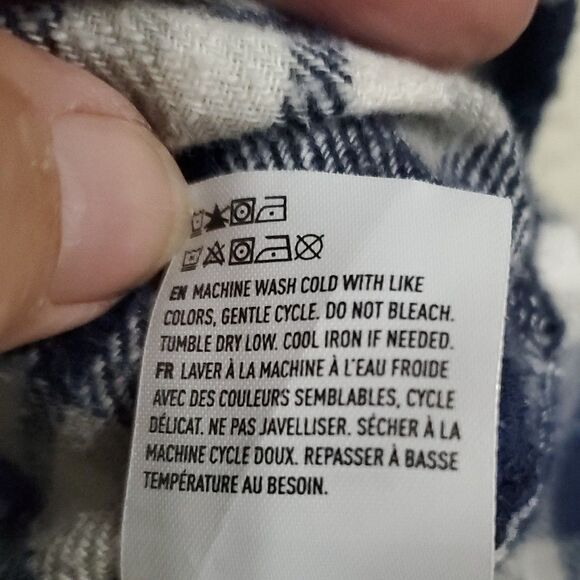 American Eagle Women's Boyfriend Fit Flannel Shirt - Size Small - Blue/White - Picture 5 of 16